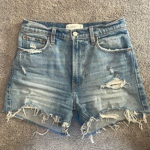 Abercrombie & Fitch High Rise 4” denim shorts
